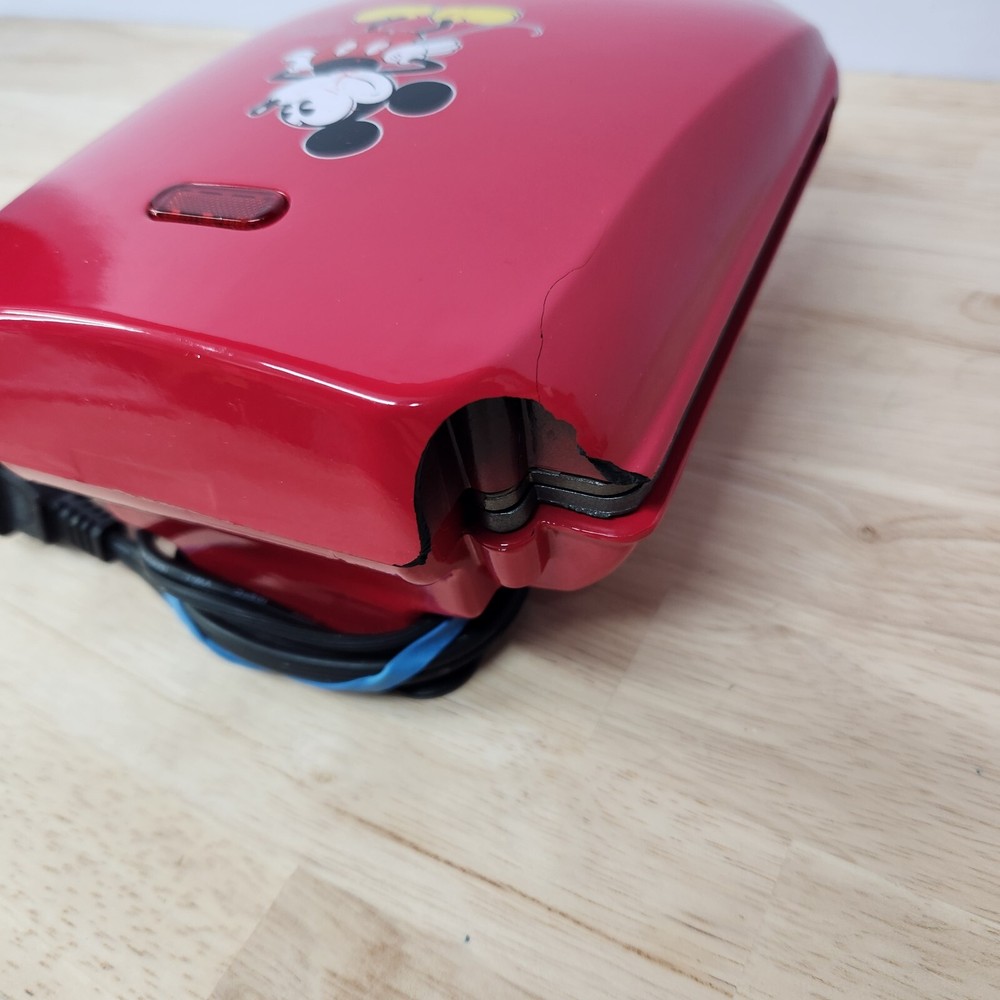 Disney Mickey Mouse Cake Pop Maker