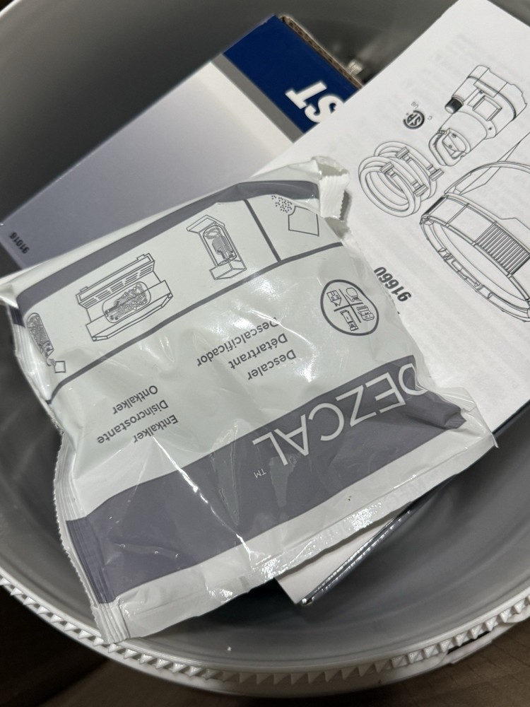 Superior Pump 91660 Tankless Water Heater Descaler Pump Kit with Non-toxic