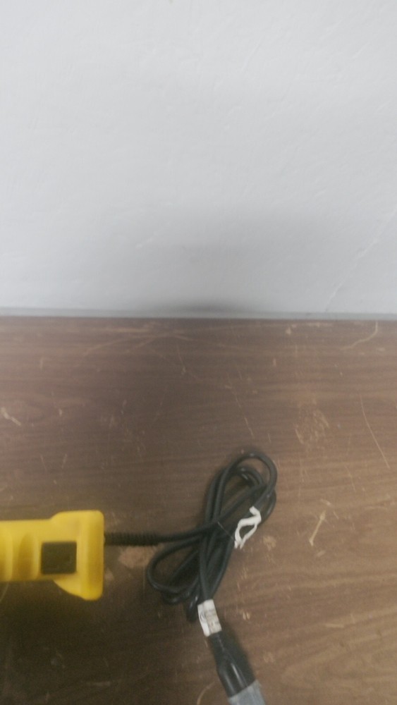 13-watt Fluorescent Work Light with Single Outlet Double Hook