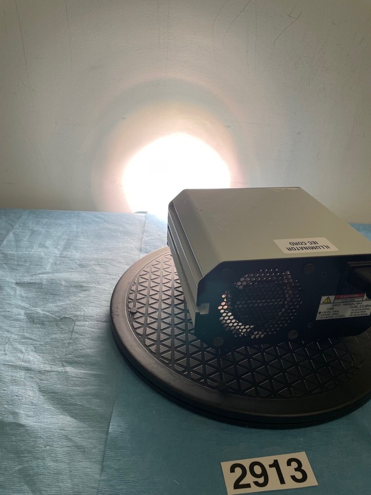 ThorLabs OSL1 Fiber Optic Illuminator Light Source High Intensity