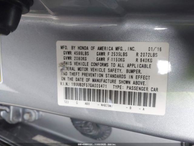 TLX       2016 Glove Box 4923639