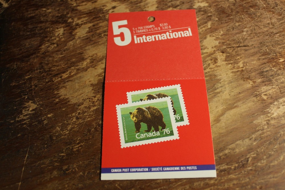 CANADA BK105 BOOKLET COMPLETE
