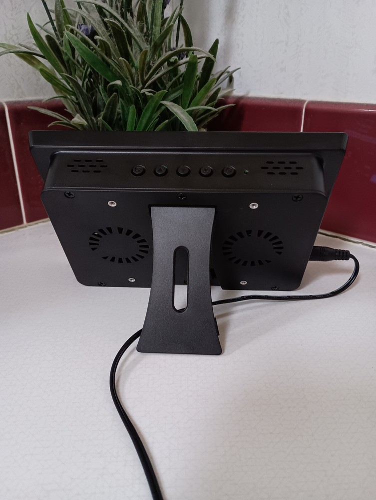 8" Weather Display Console color touchscreen for WeatherFlow Tempest