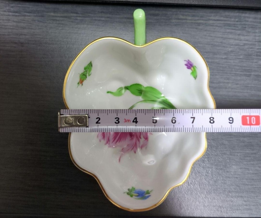 HEREND KITTY Spring Buda Bacony Sugar Bowl Tulip
