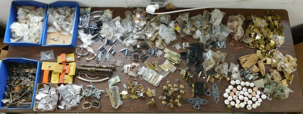 2500+ PIECES! NOS 60's & 70's Vintage Kitchen Cabinet Hardware Hinge Pulls Misc