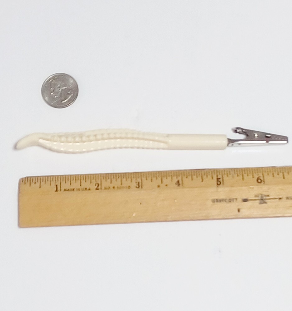 Spinal Column ,  ALLIGATOR- ROACH CLIP.