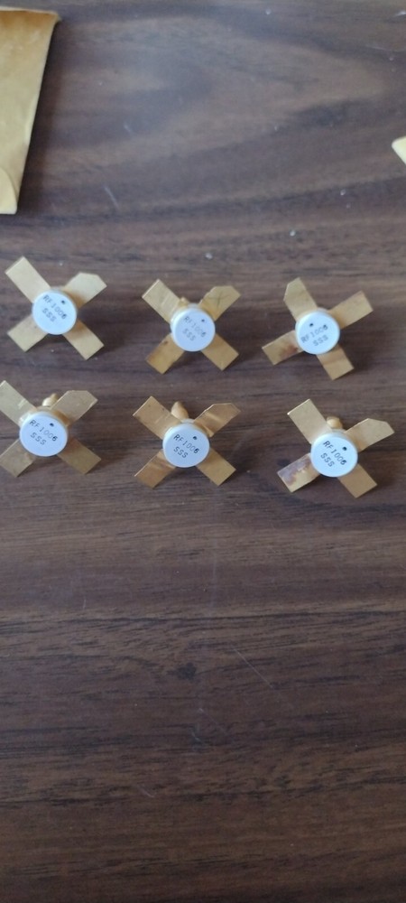(3) Motorola RF 1006 SSS silicon rf power transistor