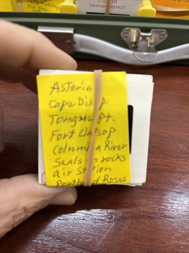 Vintage 35mm Slide Storage Case With Slides **Untested