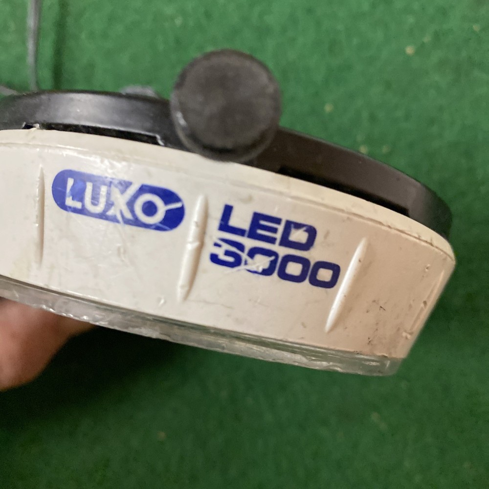 Luxo Led3000-10 Microscope Lamp "Working"