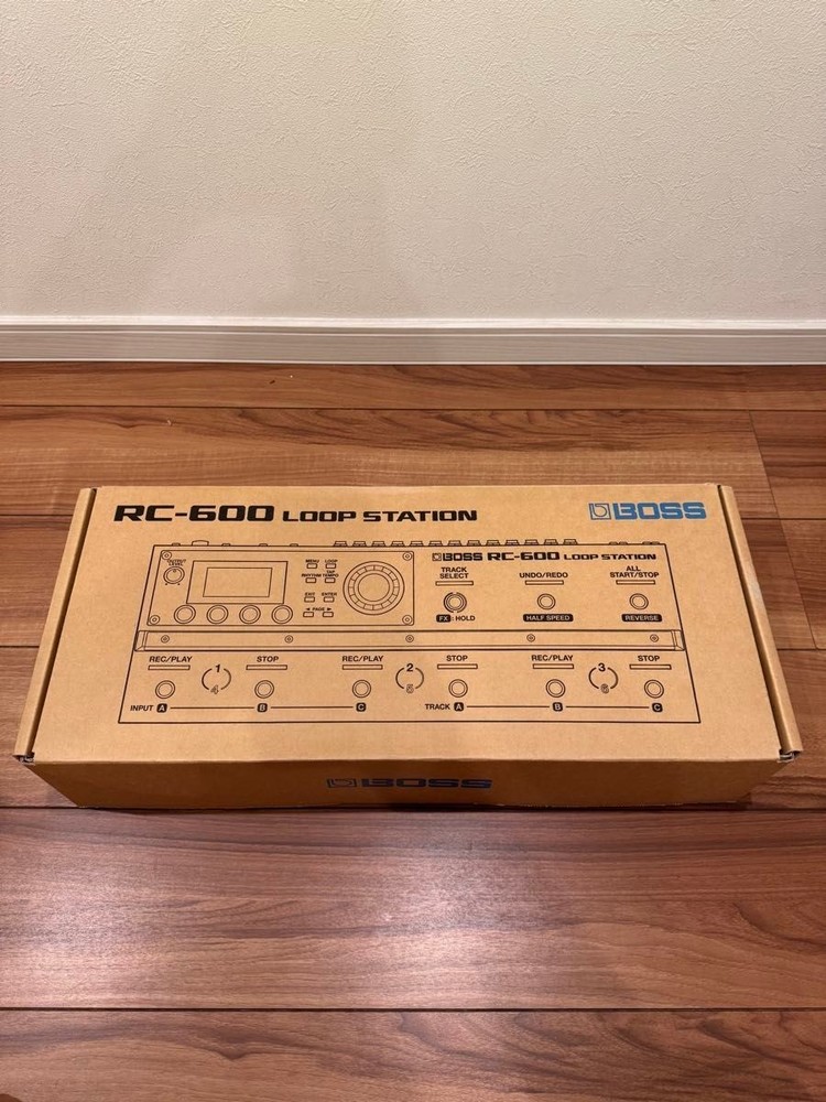 BOSS [RC-600] Loop Station New JP Version w/Accessories