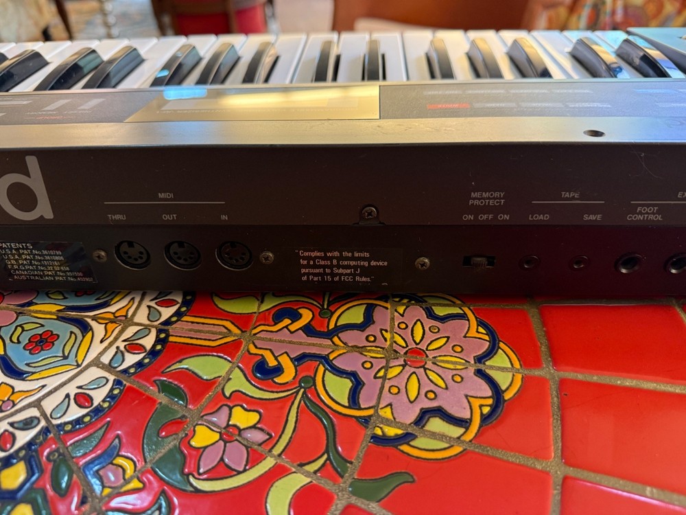 Roland Alpha Juno-1 49-Key Programmable Polyphonic Synthesizer 1985