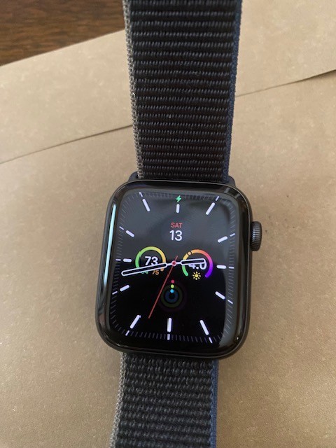 Apple Watch se 44 SG