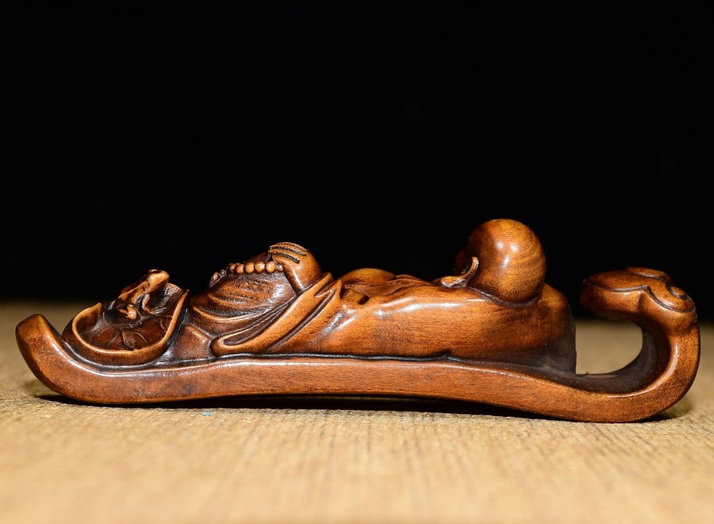 Collect Small Leaf Boxwood Maitreya Handle