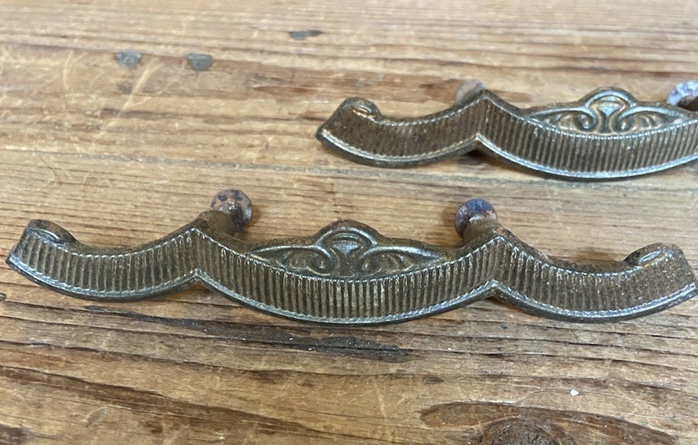 3x 1930/40’s Drawer Handles