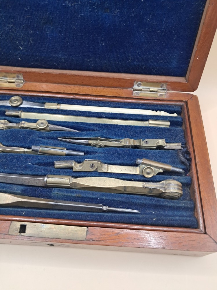 Antique Drawing Instrument Set Compasses Engineers Drafting Tools In Wooden Case