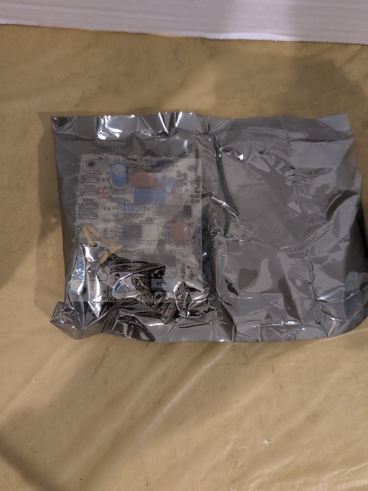 Universal Defrost Control Solid State HSC 621-550