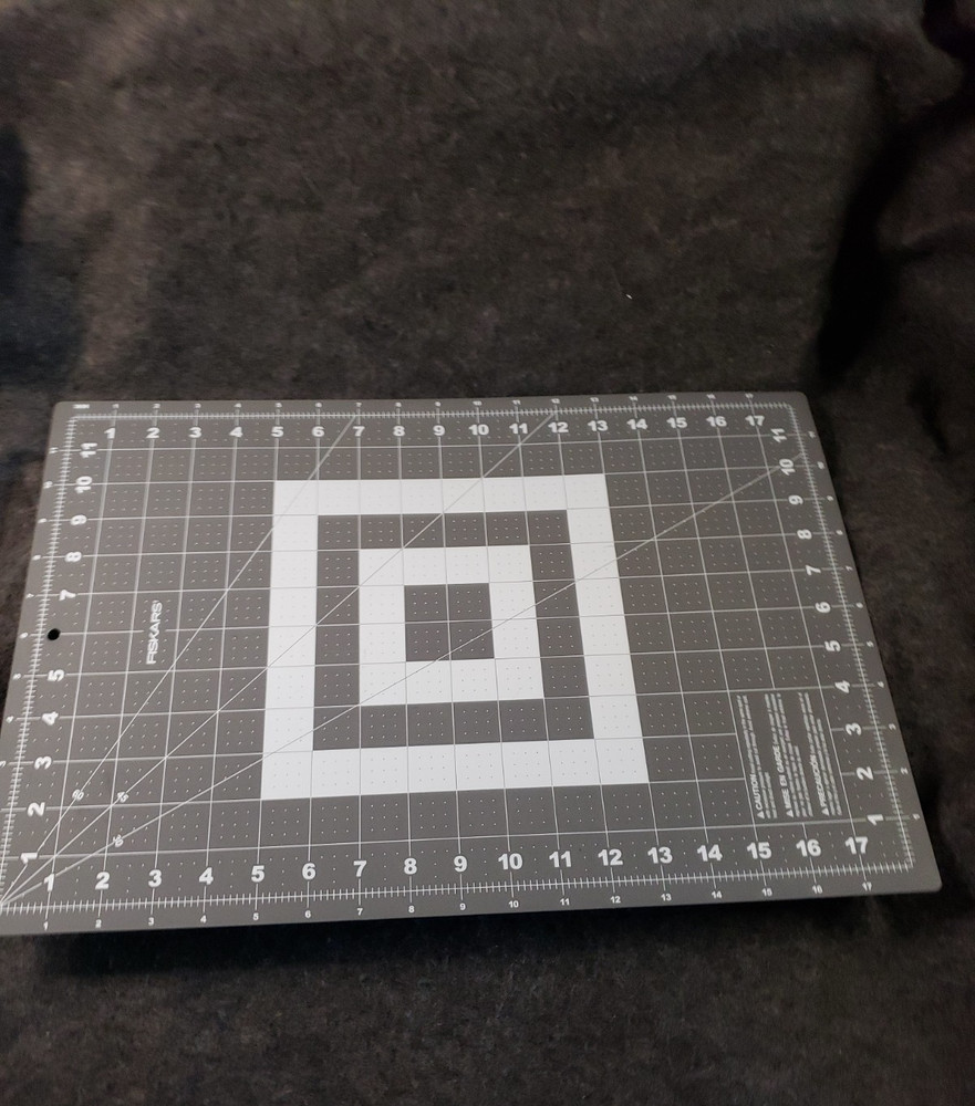 Fiskars Double Sided Cutting Mat Self Healing Multi Purpose 12x18 ........(SB9)