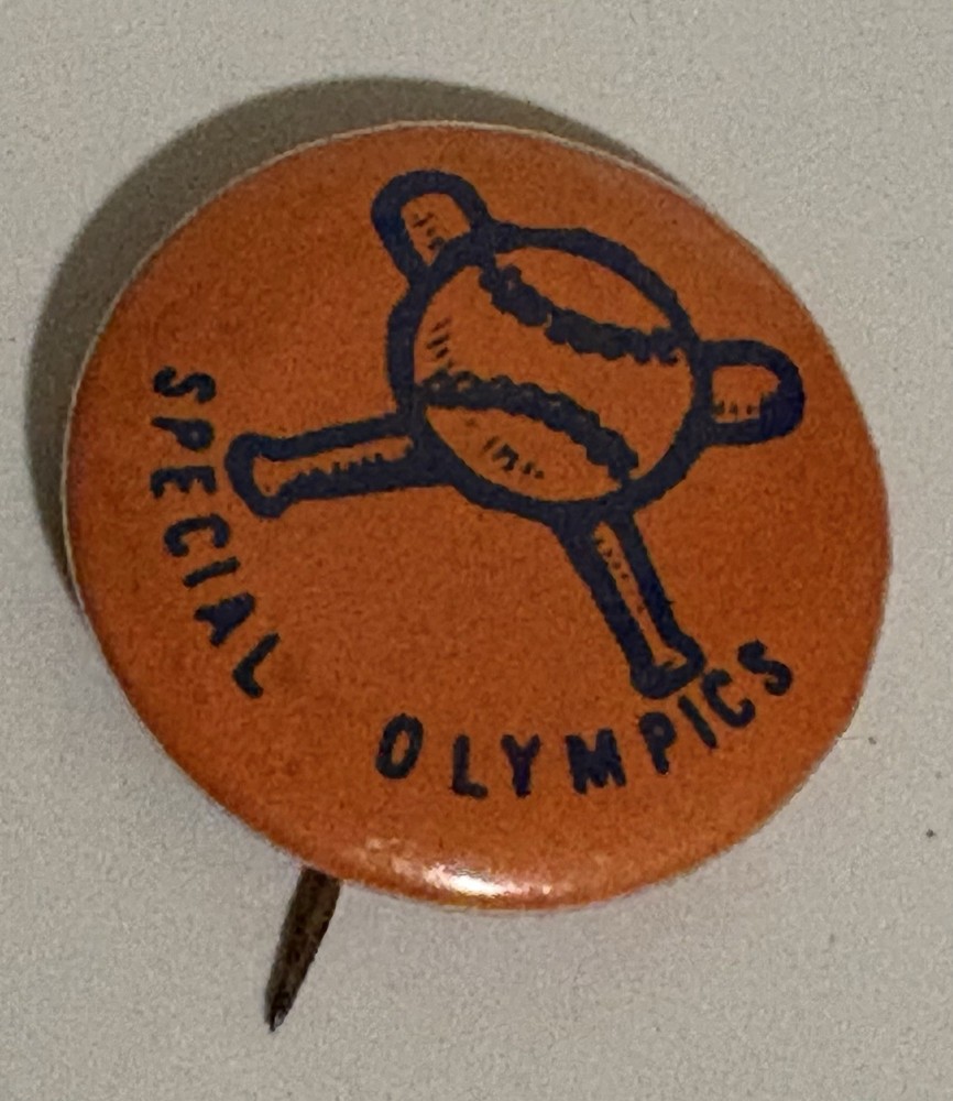 VTG PINBACK BUTTON FOR SPECIAL OLYMPICS 0.75”