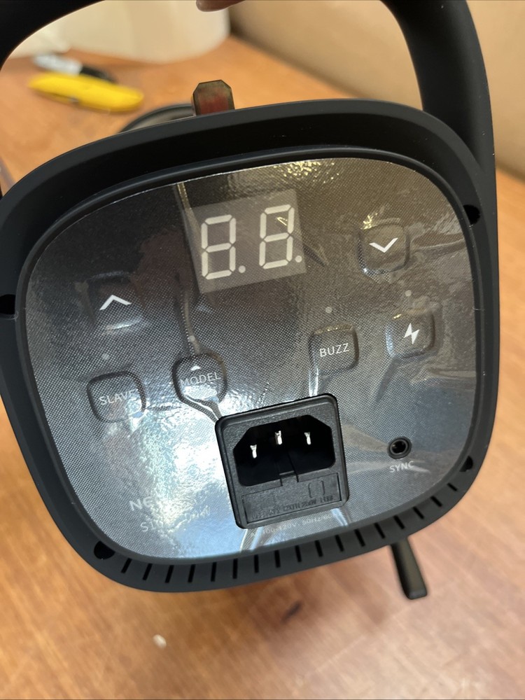 NEEWER LED Video Light S101