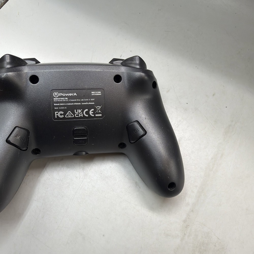PowerA Wired Controller for Nintendo Switch - Matte Black - USED NO CABLE