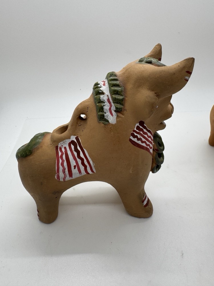 Toritos De Pucara Bulls Ceramic 4.5"- Handcrafted Peruvian - Decorative