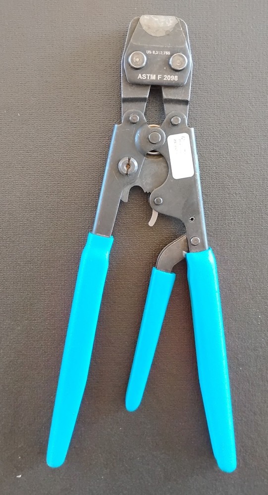 sharkbite pex crimping tool