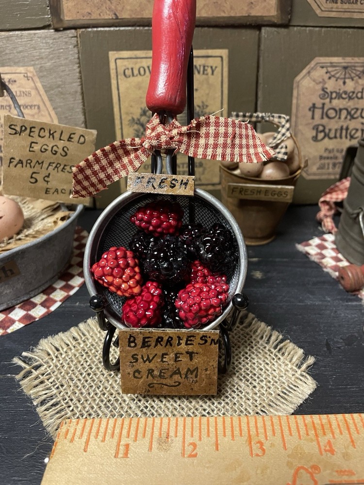 PRIMITIVE FARMHOUSE KITCHEN DECOR REPURPOSED SIFTER STRAINER BERRIES N CREAM