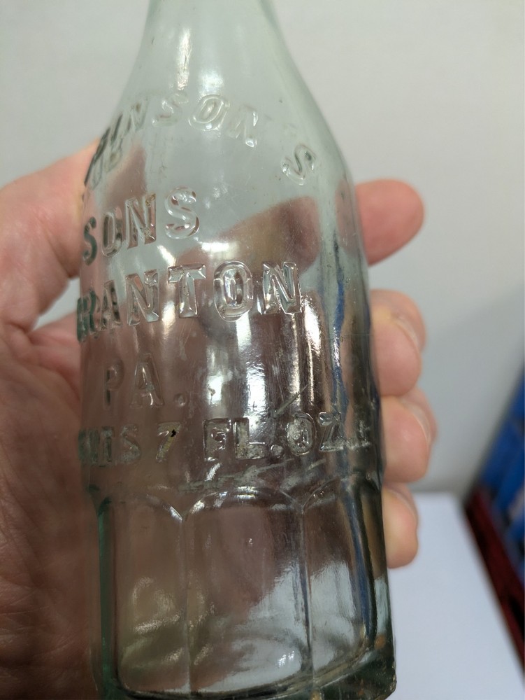 7oz E. Robinson's Sons Cap Top Bottle, Scranton PA