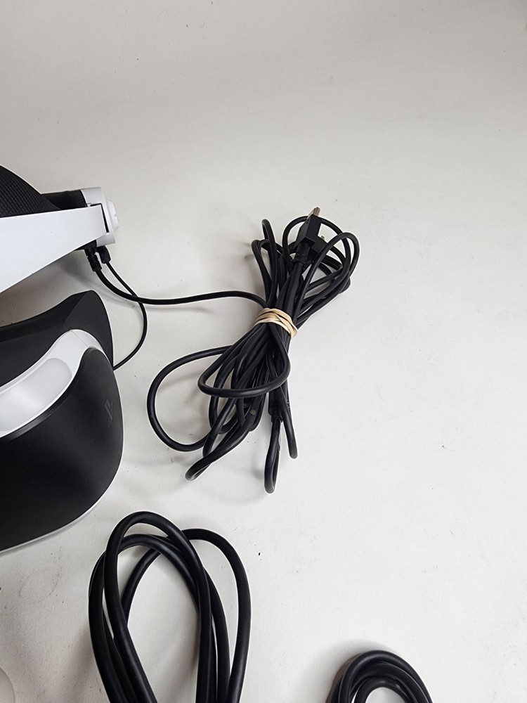 Sony Original PlayStation VR Processor CUH-ZVR2 PS4 VR Headset