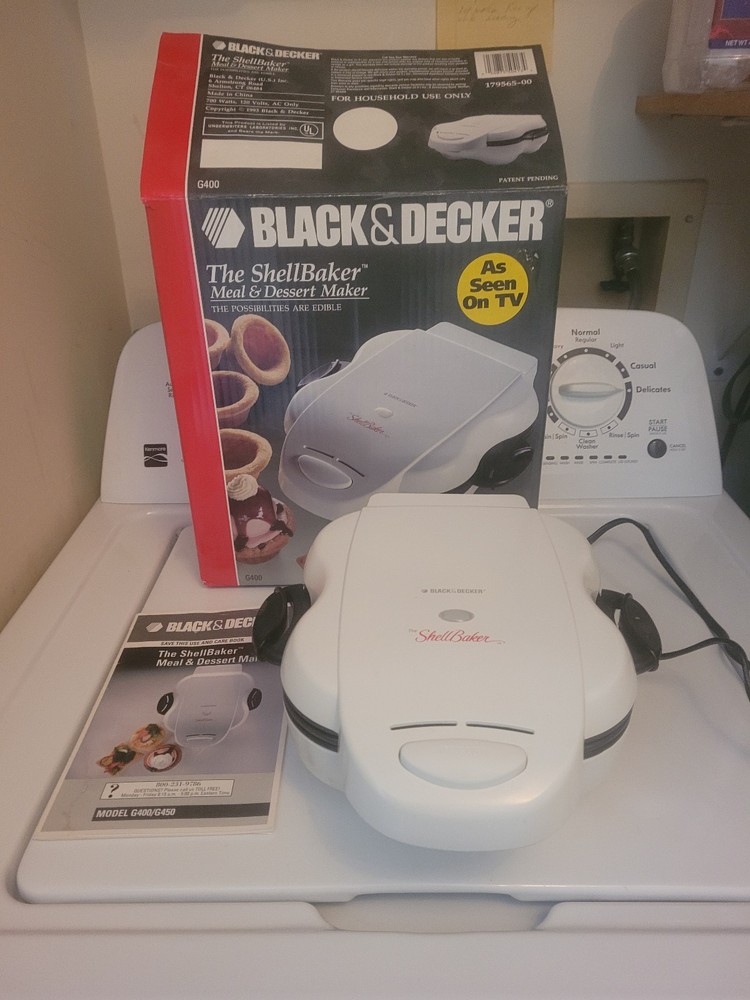 BLACK & DECKER The Shell Baker Meal and Dessert Maker