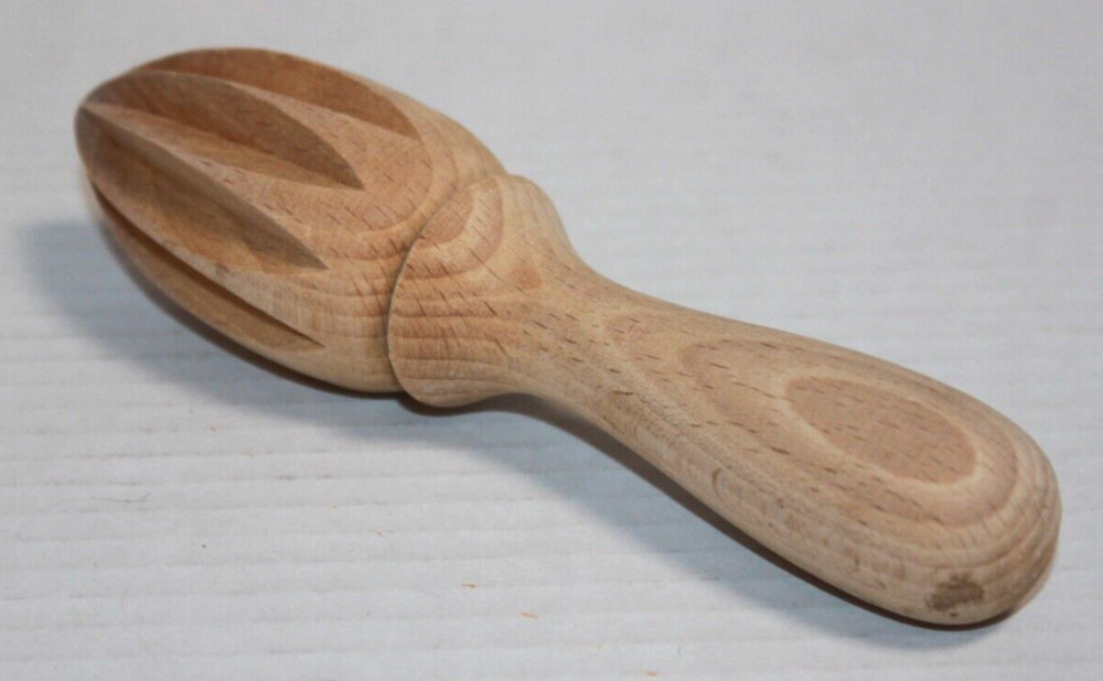 Wooden Lemon Squeezer Fruit Juicer Hand Press Tool