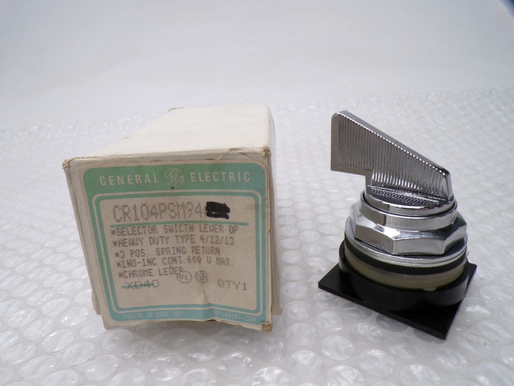 GENERAL ELECTRIC CR104PSM94 SELECTOR SWITCH NSMP