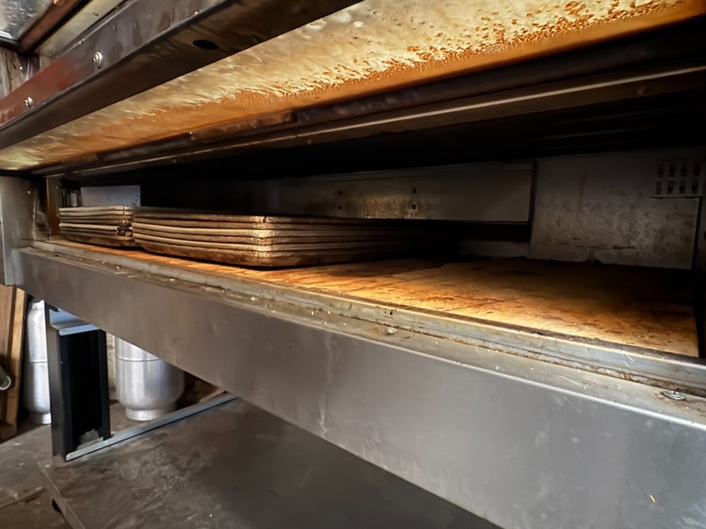 PizzaMaster/ Revent PM743ED 3 Deck Oven w/ Steam!