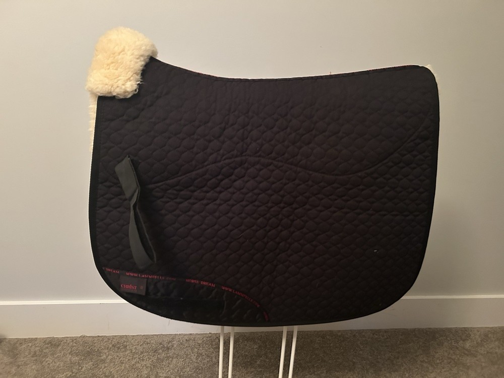 Lammefelle Dressage Saddle Pad