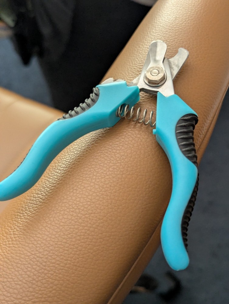 Cat / Pet Nail Clippers (Used)