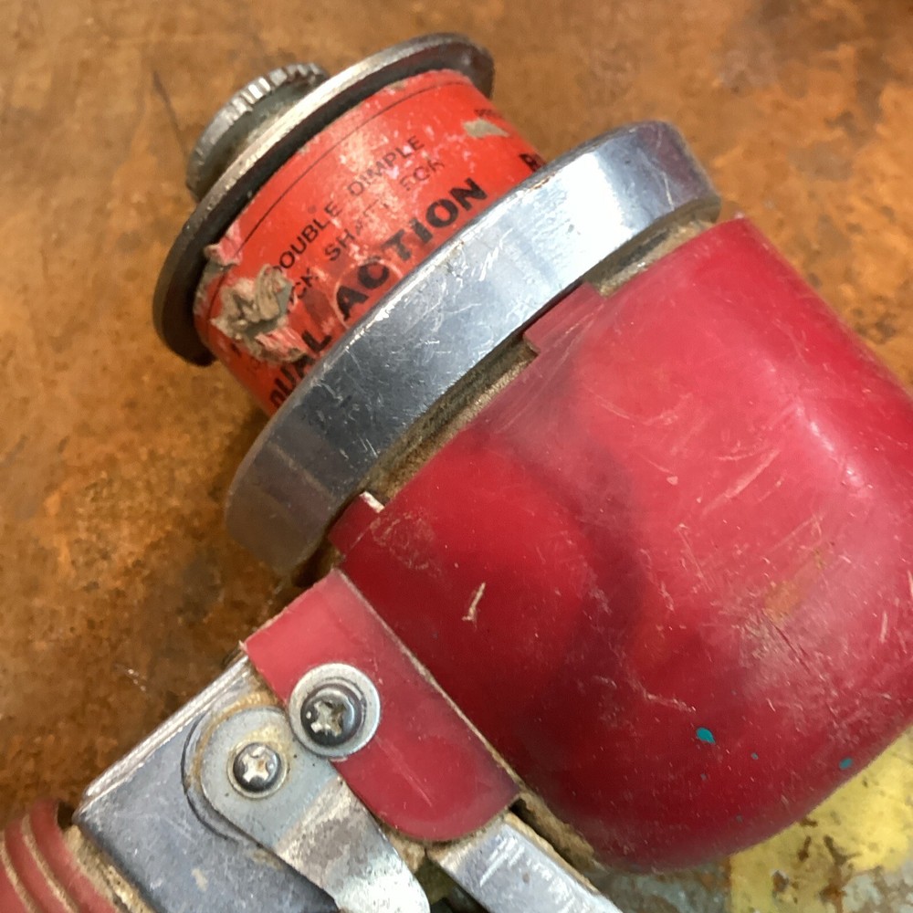 Central Pneumatic Style 6" Dual Action Air Sander TOOL ONLY