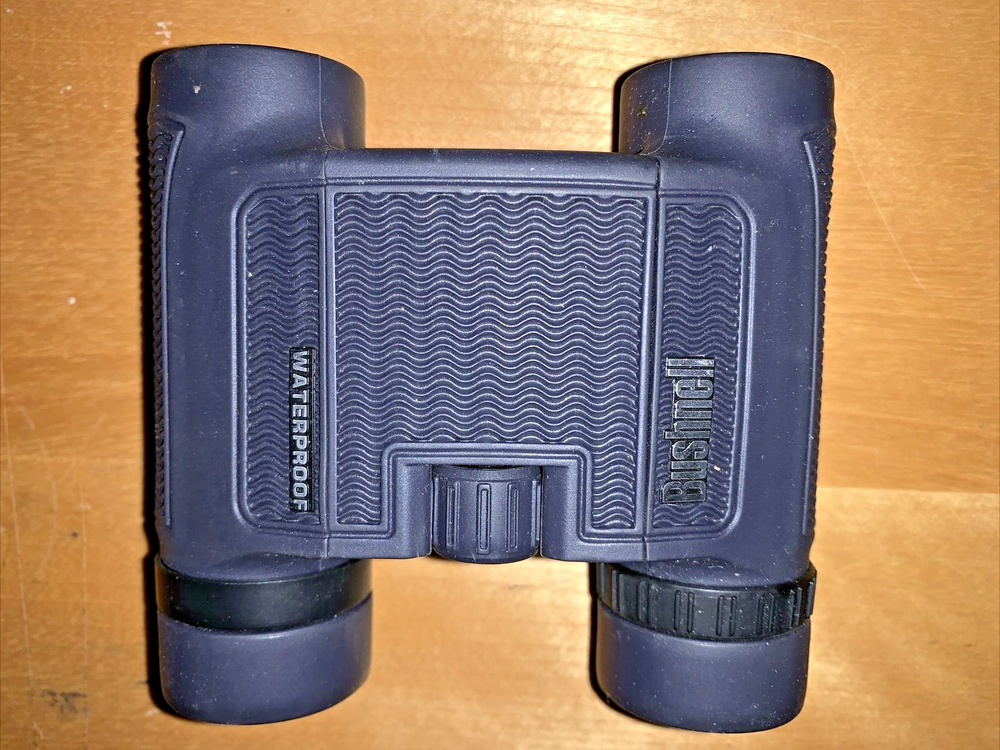 Bushnell H20 Binoculars (Store Display)
