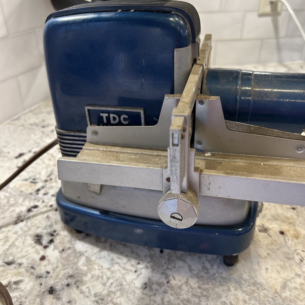 TDC Vivid Mainliner 300 Projector Selectron Semimatic Trionar