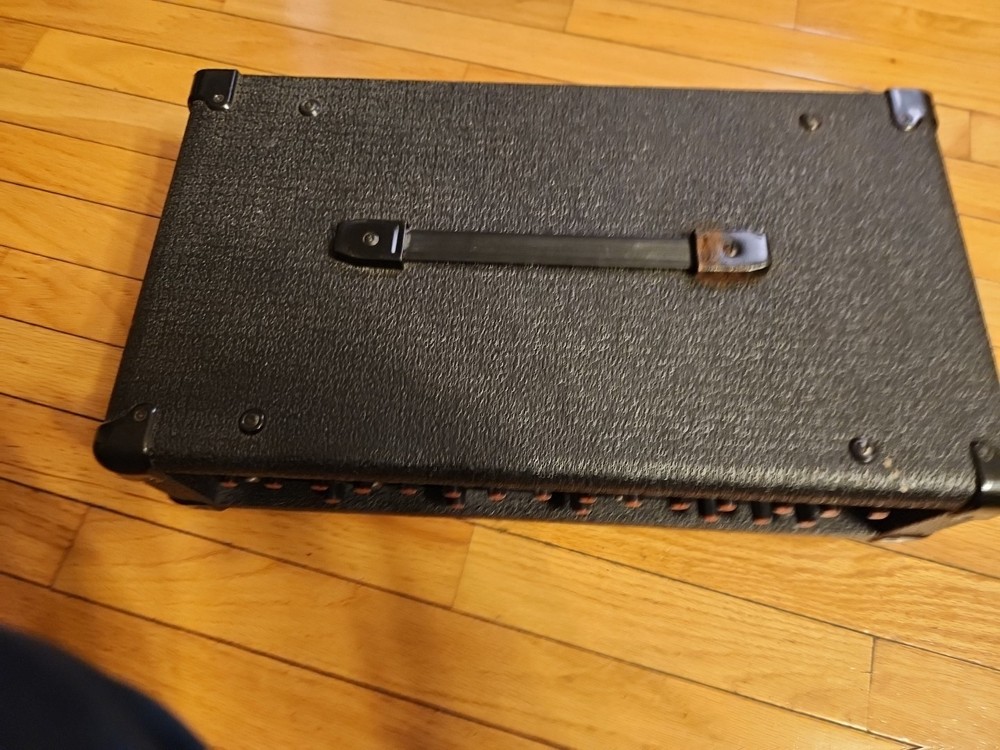 STAGEWORKS LG-4 Powered Mixer