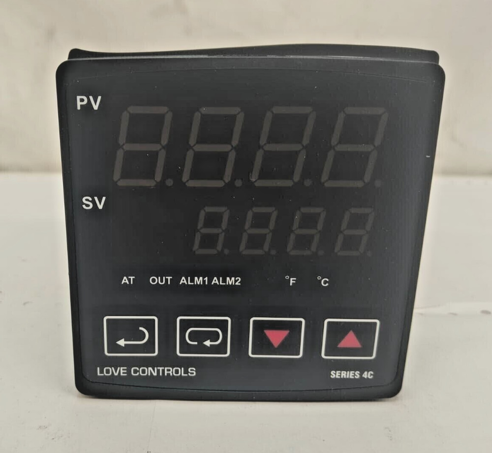 DWYER INSTRUMENTS – TEMPERATURE CONTROLLER – 4C-3