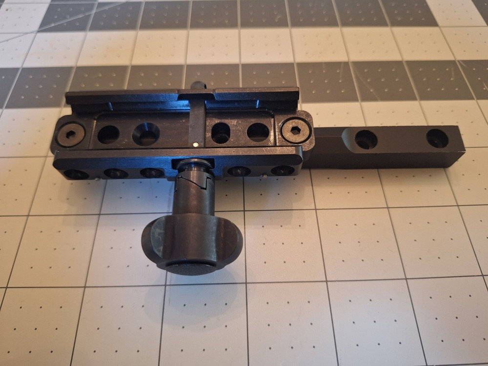 PVS 4 Scope Mount Rail