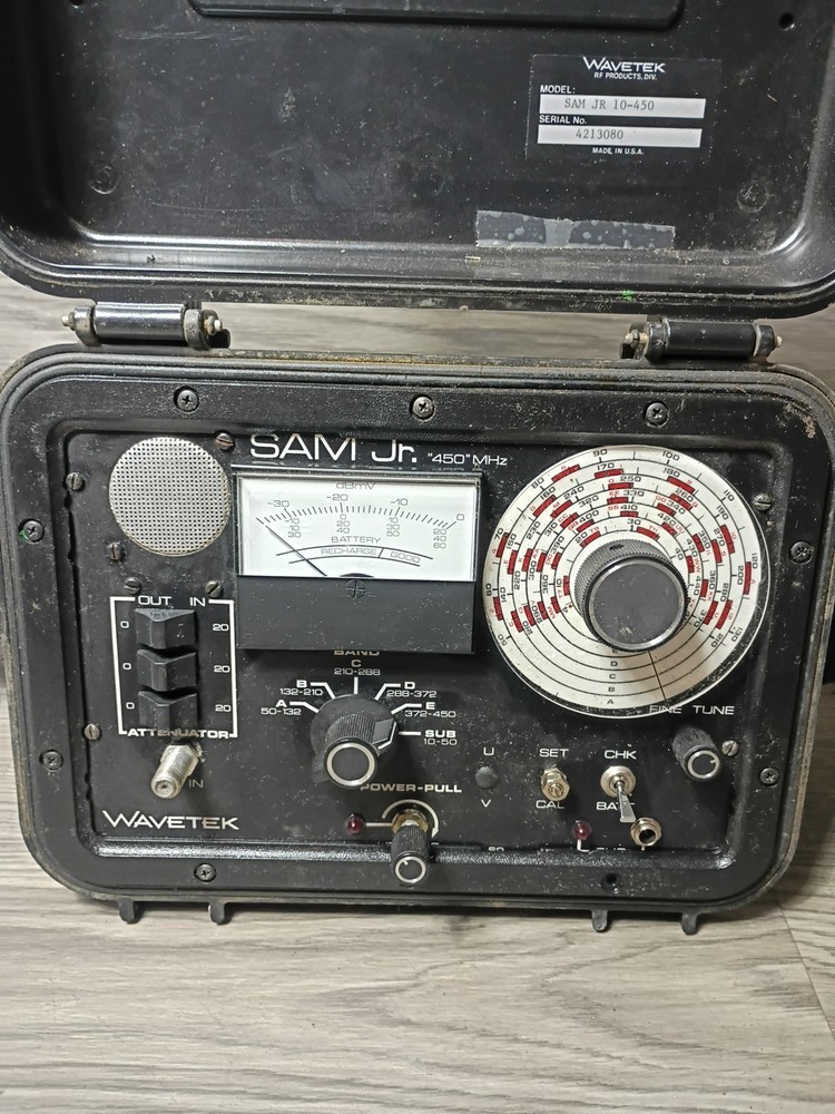 Wavetek SAM I 450MHz Signal Analysis Meter w/Case