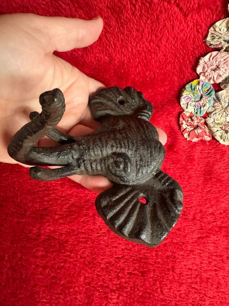 Vintage Cast Iron Elephant Head Coat Hanger Decorative Hook