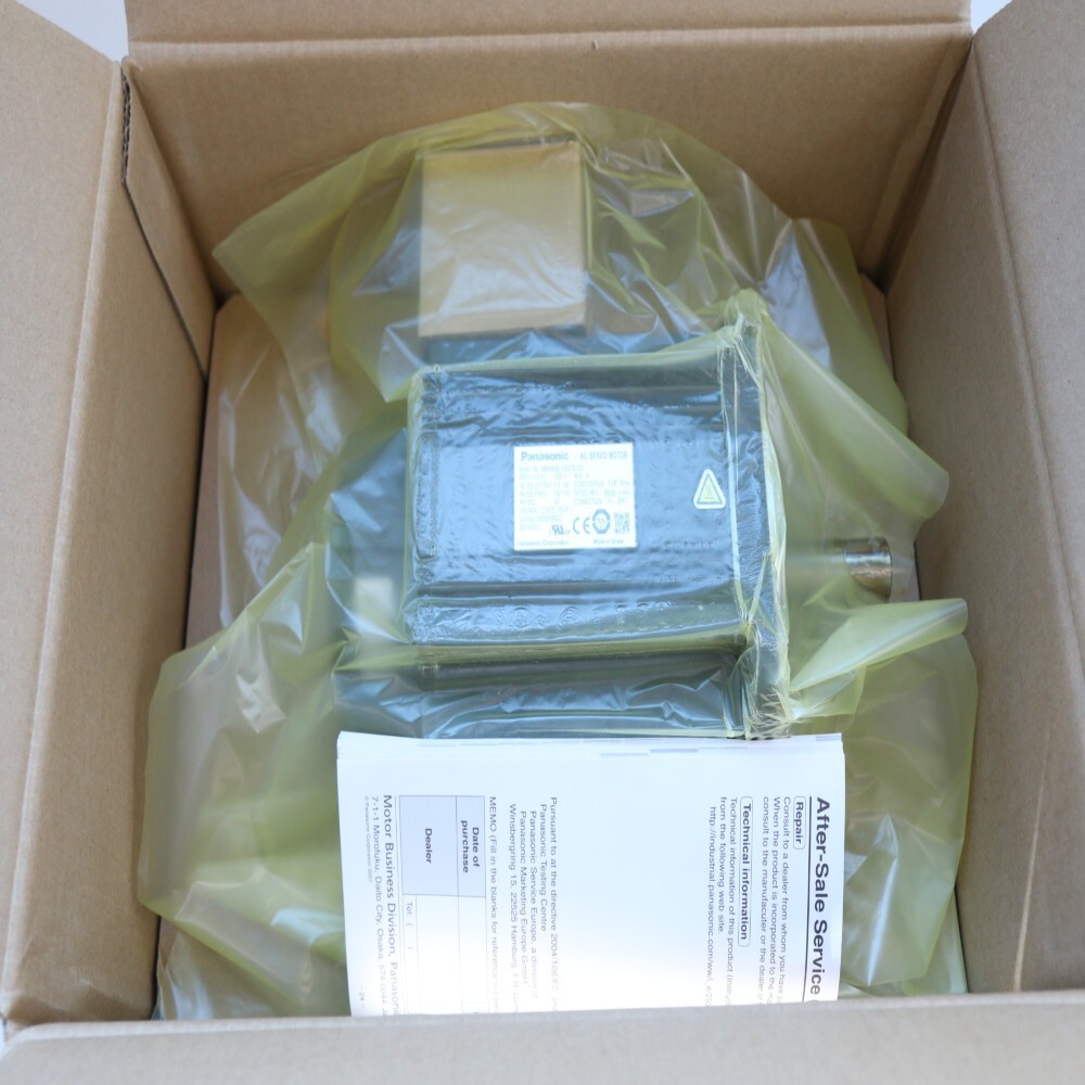 PANASONIC New Servo Motor MHME152S1C