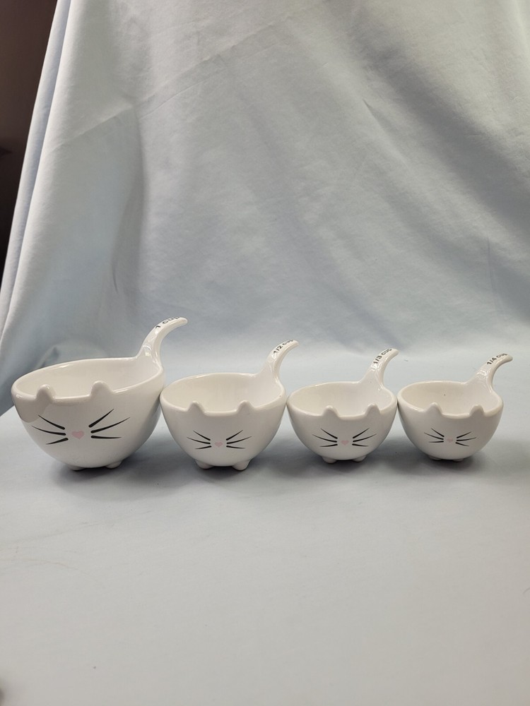 White Kitty Cat Nesting Stackable Measuring Cups 1 Cup, 1/2, 1/3, 1/4 EUC.    32