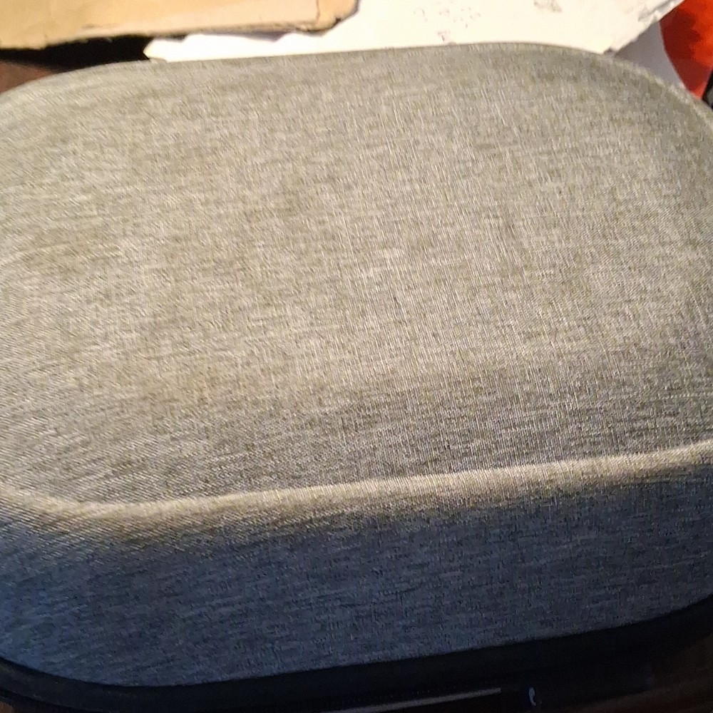 Teal, White, Gray VR Carrying Case & Protective Covers for Headset, Controller