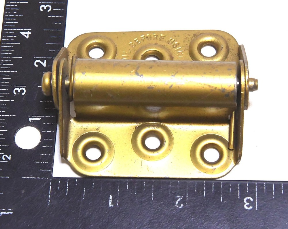 2 MATCHING VINTAGE SPRING HINGE SET BRASS FINISH