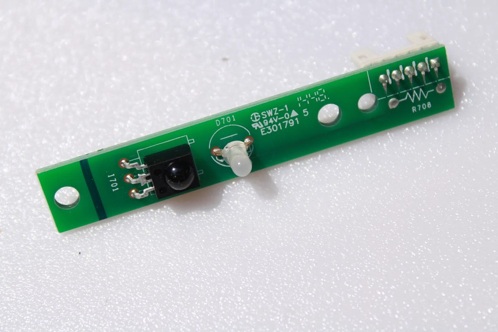 Element ELEFW328 IR Sensor Board 22025A0400P/T