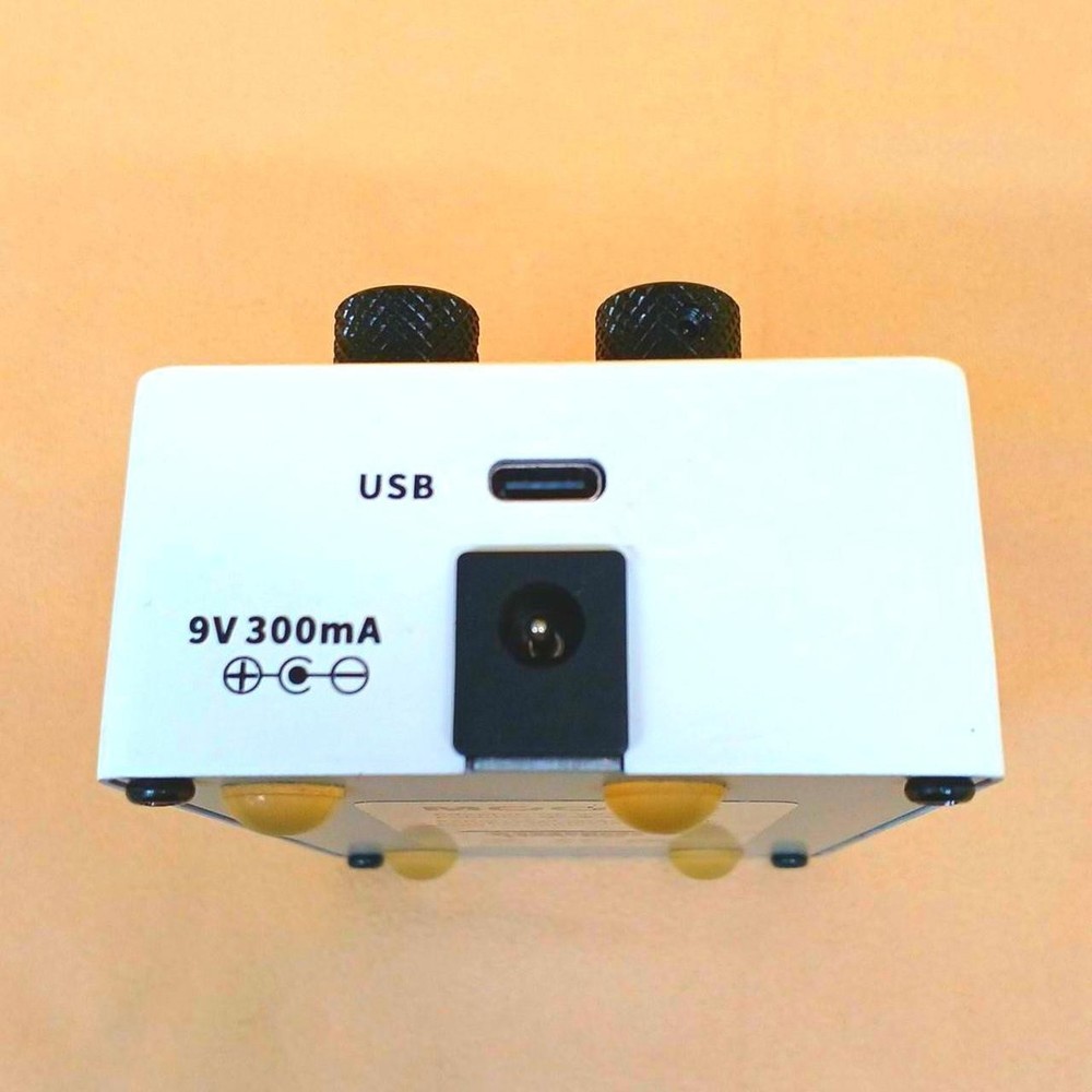 MOOER MODEL X2 effector