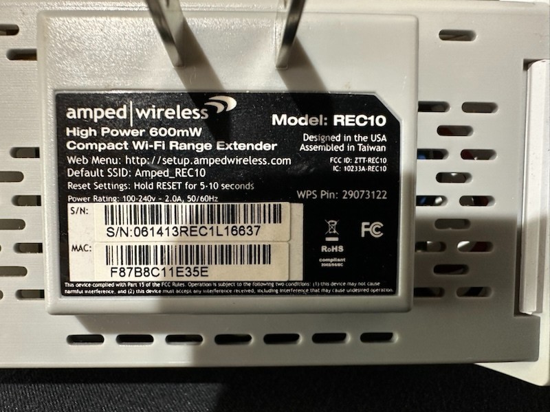 Amped Wireless REC10 Compact Wi-Fi Range Extender Wired Ethernet Jack